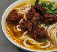 特色红烧牛肉面