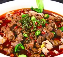 Sour Pickled Beans with Minced Pork Noodles