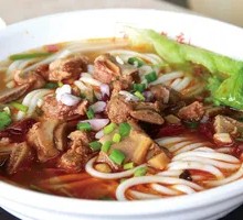 Braised Pork Rib Noodles