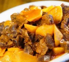 Beef Stewed with Potatoes