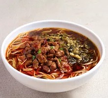 Sour Cabbage Braised Beef Knife-Sliced Noodles