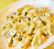 Water Chestnut and Pork with Salted Egg Yolk and Peanut Butter