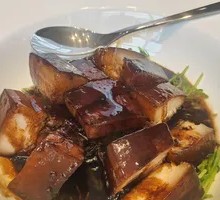 Shanghai-style Braised Pork Belly