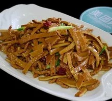 Fried Tofu with Shredded Pork