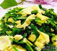 Stir-fried Eggs with Leeks