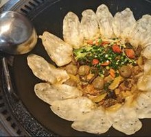 Pan-Fried Dumpling Pancake