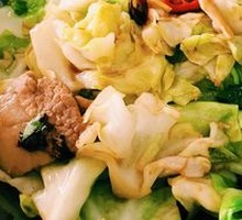 Spicy Stir-Fried Cabbage