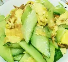 Cucumber and Egg Stir-fry