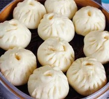 Shepherd's Purse Pork Bun