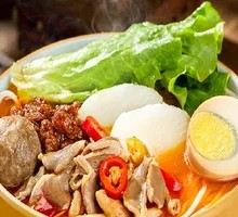 Spicy and Sour Chicken Offal Meat Sauce Rice Noodles