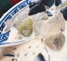 Handmade Fresh Taro Balls with Fragrant Taro