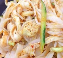 Cold Noodles with Beef Tendon Noodles