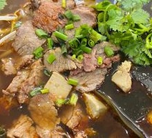 Xiangyang Beef Noodles