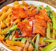 Bacon and Egg Fried Rice Noodles