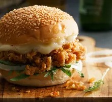 Crispy Corn Chicken Leg Burger