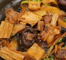 Stewed Chicken with Brown Sauce