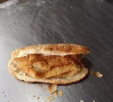 Deep-fried Crispy Pancake with Fried Dough Sticks