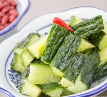Garlic Cucumber Salad