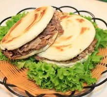 Lean Pork Steamed Bun