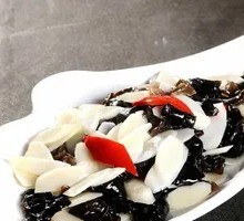 Stir-fried Yam with Wood Ear Mushrooms