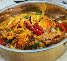 Signature Crab Claw Pot