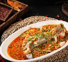 Pickled Yardlong Beans Braised with Croaker