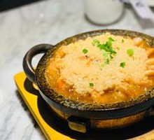 Grilled Garlic Shrimp on Stone Plate