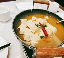 Braised Tofu in Spiced Sauce