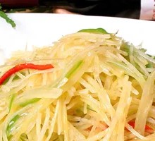 Sliced Potatoes with Green Pepper