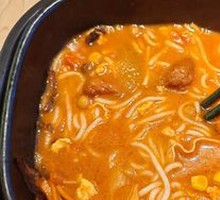 Axiang Tomato Rice Noodles