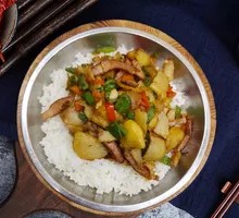 Potato and Bacon Wooden Bucket Rice