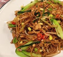 Stir-Fried Noodles with Shredded Pork