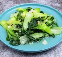 Stir-Fried Greens with Mushrooms