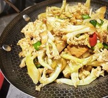 Spicy Stir-Fried Organic Cauliflower