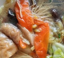 Braised Vegetarian Meat Noodles