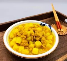 Curry Chicken with Potatoes