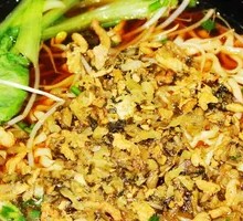 Pickled Cabbage with Shredded Pork