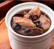 Duck Soup with Tea Tree Mushroom