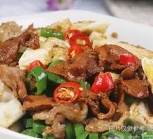 Spicy Pork Intestine Wooden Bucket Rice