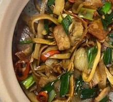 Stir-fried smoked bamboo shoots with preserved pork