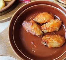 Tomato-glazed Chicken Wings