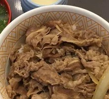 Spicy Mushroom Beef Donburi