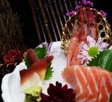 Signature Sashimi Platter