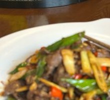 Fresh Tenderloin Stir-fried Wild Bamboo Shoots