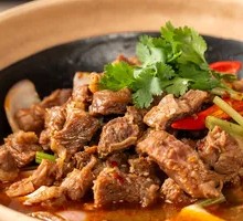 Braised Beef Brisket in Clay Pot