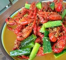 Garlic-Style Crawfish with Medium Shrimp