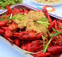 Golden Garlic Lobster