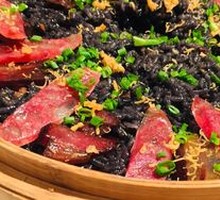 Lotus Leaf Sticky Rice with Preserved Meat