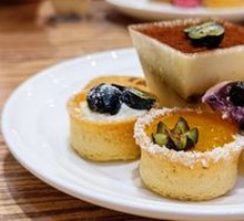 Classic Blueberry Cheesecake