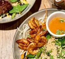 Thai Shrimp Bowl with Spicy Lime Water